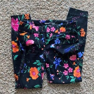 Old Navy Pixie Pant